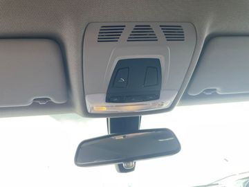 Car image 37