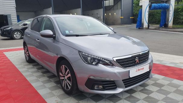 Peugeot 308 Allure 96 kW image number 2