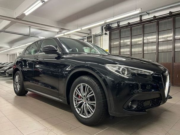 Alfa Romeo Stelvio 2.2 Diesel AT8 118 kW image number 6