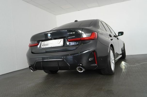 BMW 330i M Sportpaket 180 kW image number 10