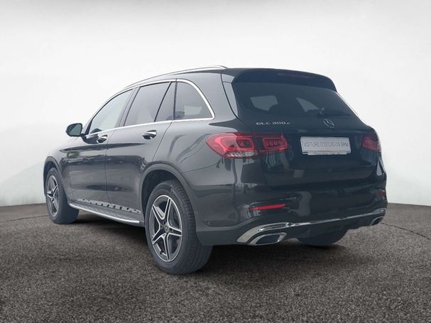 Mercedes-Benz GLC 300 Line 157 kW image number 4