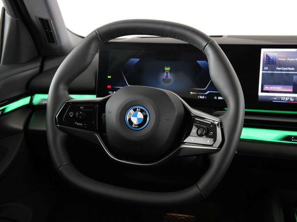 BMW i5 eDrive40 250 kW image number 2