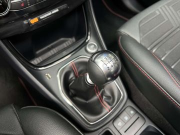 Car image 30