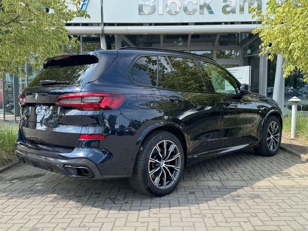 BMW X5 45e xDrive 290 kW image number 3