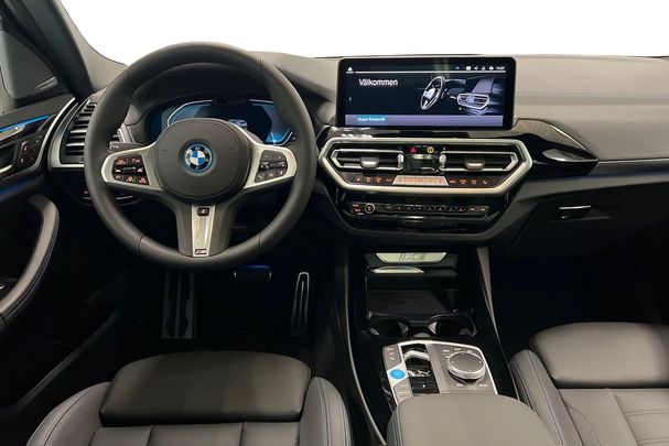 BMW iX3 M Sport 210 kW image number 8