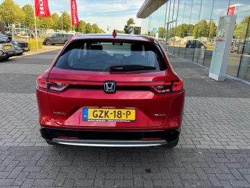 Car image 42