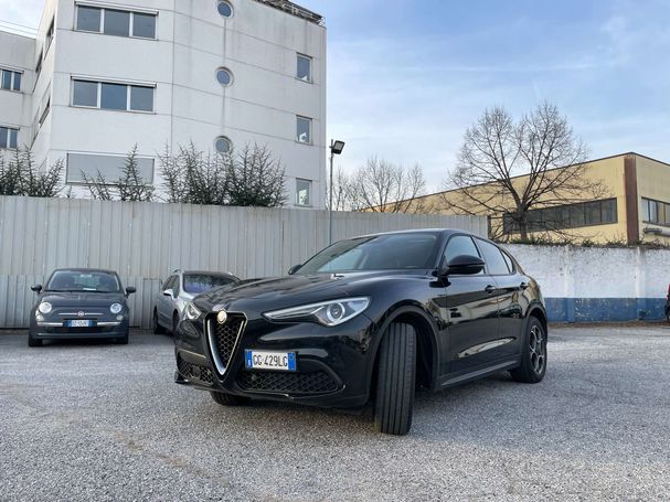 Alfa Romeo Stelvio 2.2 118 kW image number 1