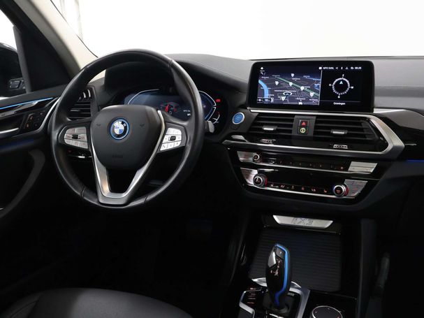 BMW iX3 80 kWh 210 kW image number 9