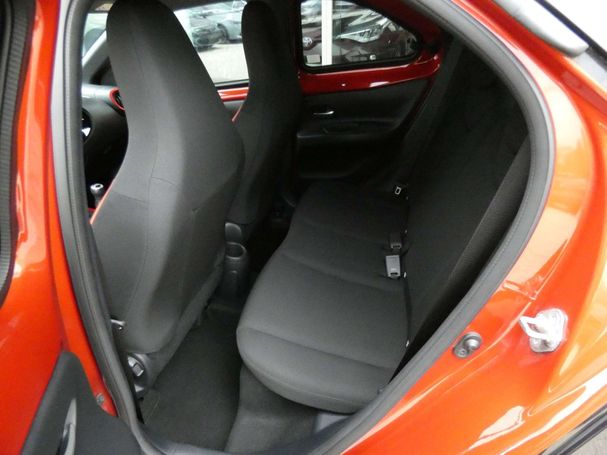 Toyota Aygo X 1.0 53 kW image number 9