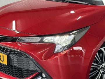 Car image 23