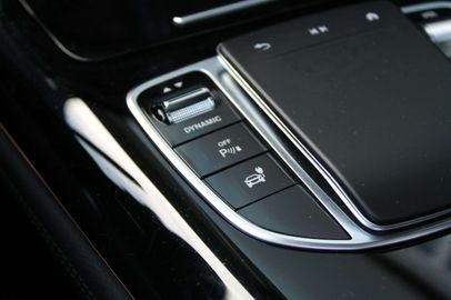 Car image 36