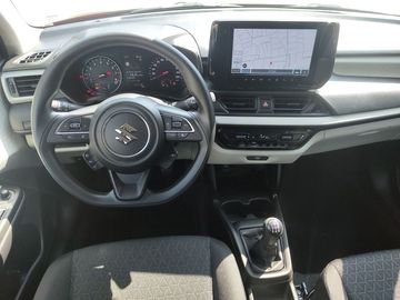 Car image 11