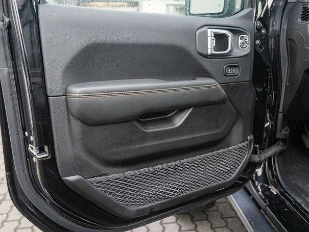 Jeep Wrangler 6.4 350 kW image number 6