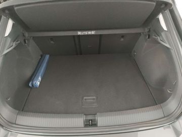 Car image 38