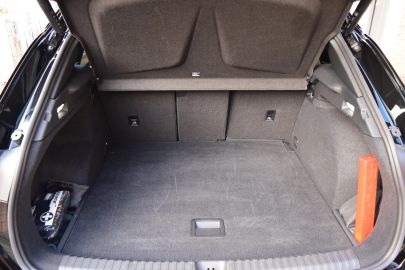 Car image 43