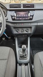 Car image 23