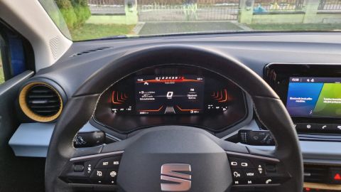 Car image 23