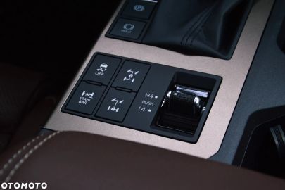 Car image 38