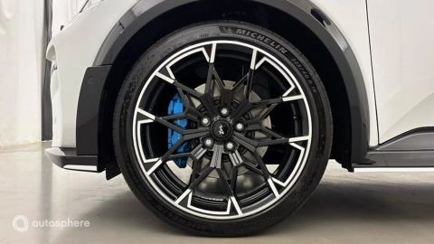 Car image 20