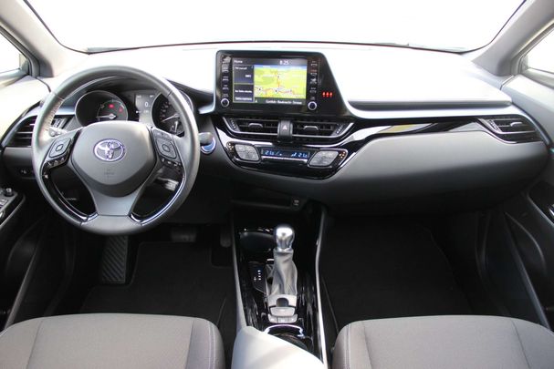 Toyota C-HR 2.0 Hybrid 135 kW image number 11