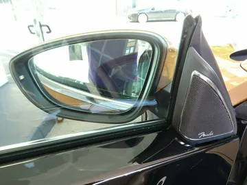 Car image 35