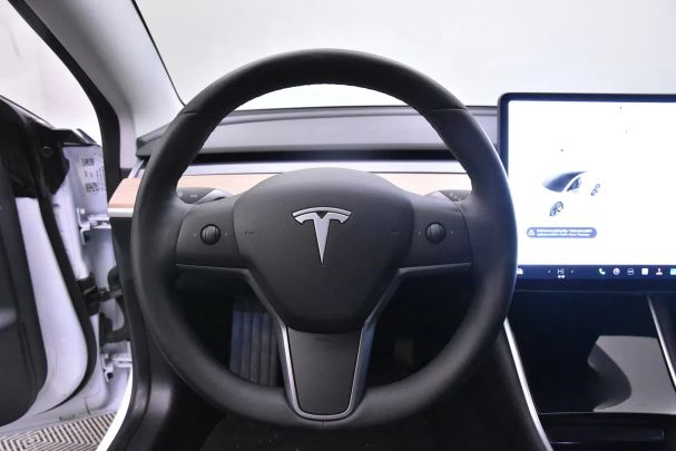 Tesla Model 3 90 211 kW image number 14