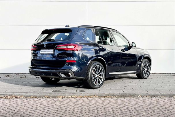 BMW X5 45e xDrive 290 kW image number 3