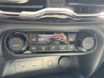 Car image 36