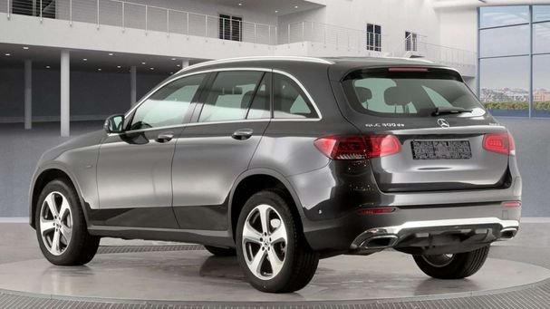 Mercedes-Benz GLC 300 de 225 kW image number 4