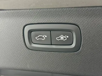 Car image 39