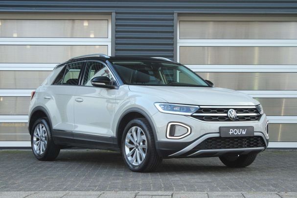 Volkswagen T-Roc 1.5 TSI Style DSG 110 kW image number 9