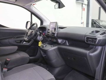 Car image 36