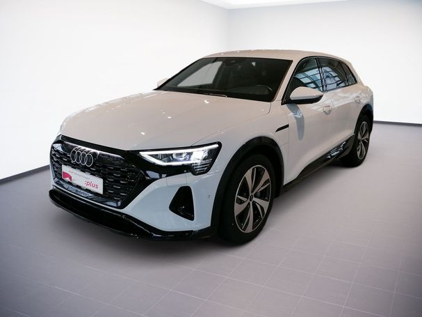 Audi Q8 50 quattro e-tron Advanced 250 kW image number 1