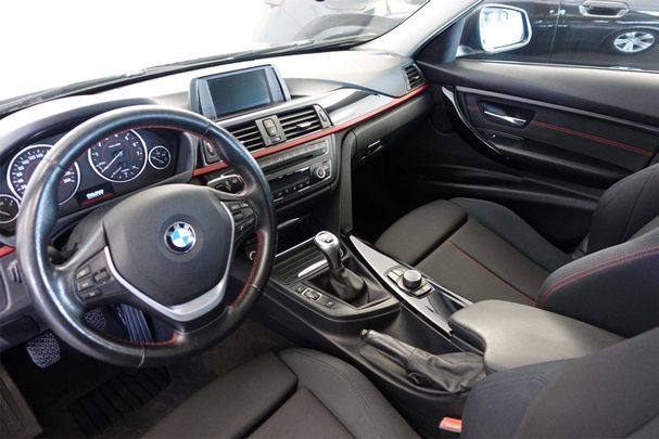 BMW 320i Touring 135 kW image number 8