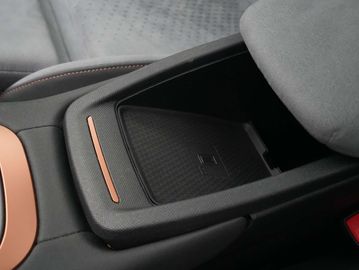 Car image 41