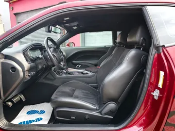 Car image 46