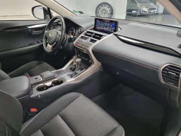 Car image 37