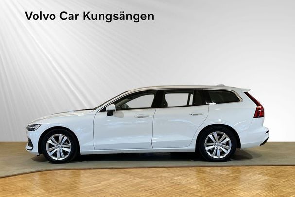 Volvo V60 D3 Momentum 111 kW image number 2