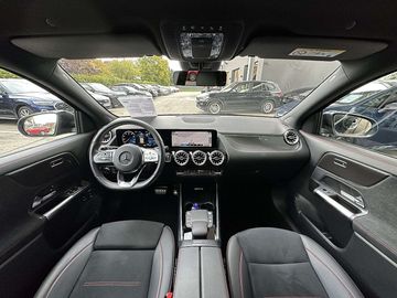 Car image 38