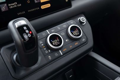 Car image 31