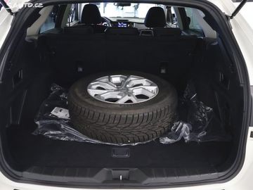 Car image 13