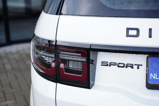 Land Rover Discovery Sport P270e Dynamic SE 198 kW image number 8