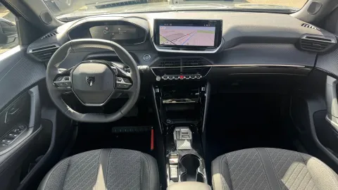 Car image 43
