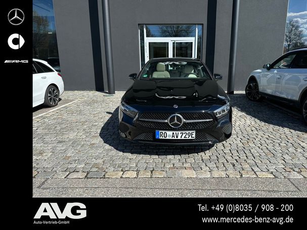 Mercedes-Benz A 250 e 160 kW image number 1