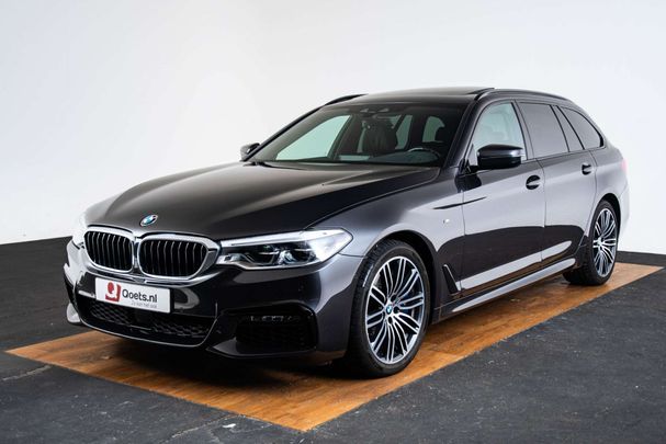 BMW 540i Touring xDrive 250 kW image number 21