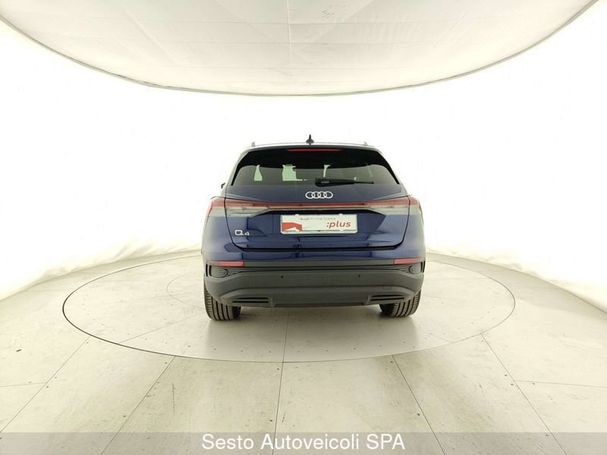 Audi Q4 45 e-tron Business 210 kW image number 2