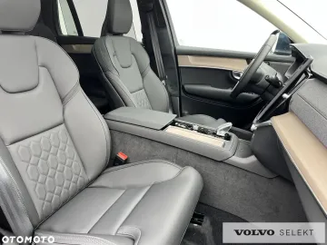 Car image 40