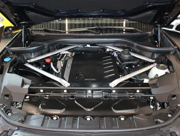 Car image 29
