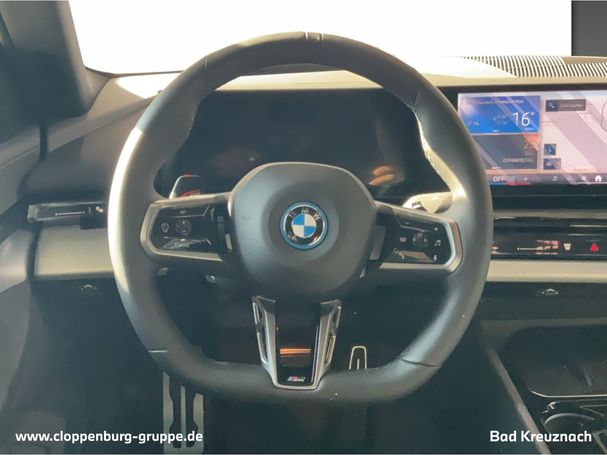 BMW i5 eDrive40 M Sport Pro 250 kW image number 8