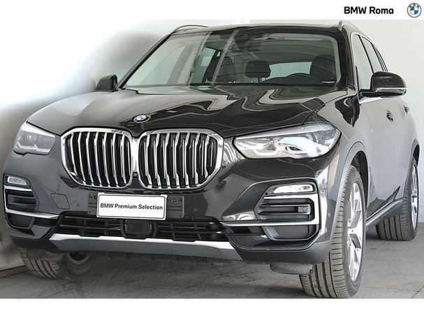 BMW X5 xDrive30d xLine 195 kW image number 1